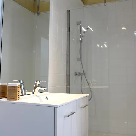 Appartement D'Une Chambre Avec Jardin Clos A Orcival Orcival